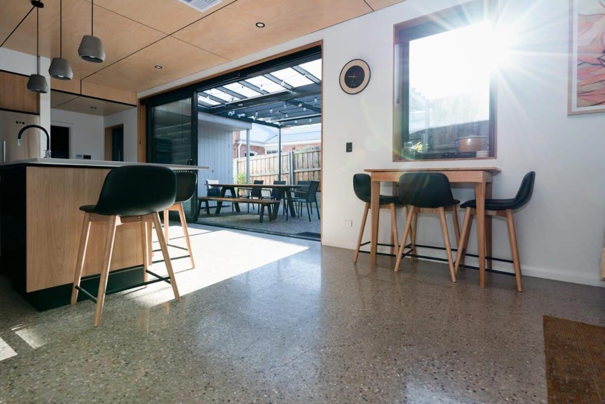 Balfour Cottage Wifi & Parking Лонсестон Экстерьер фото