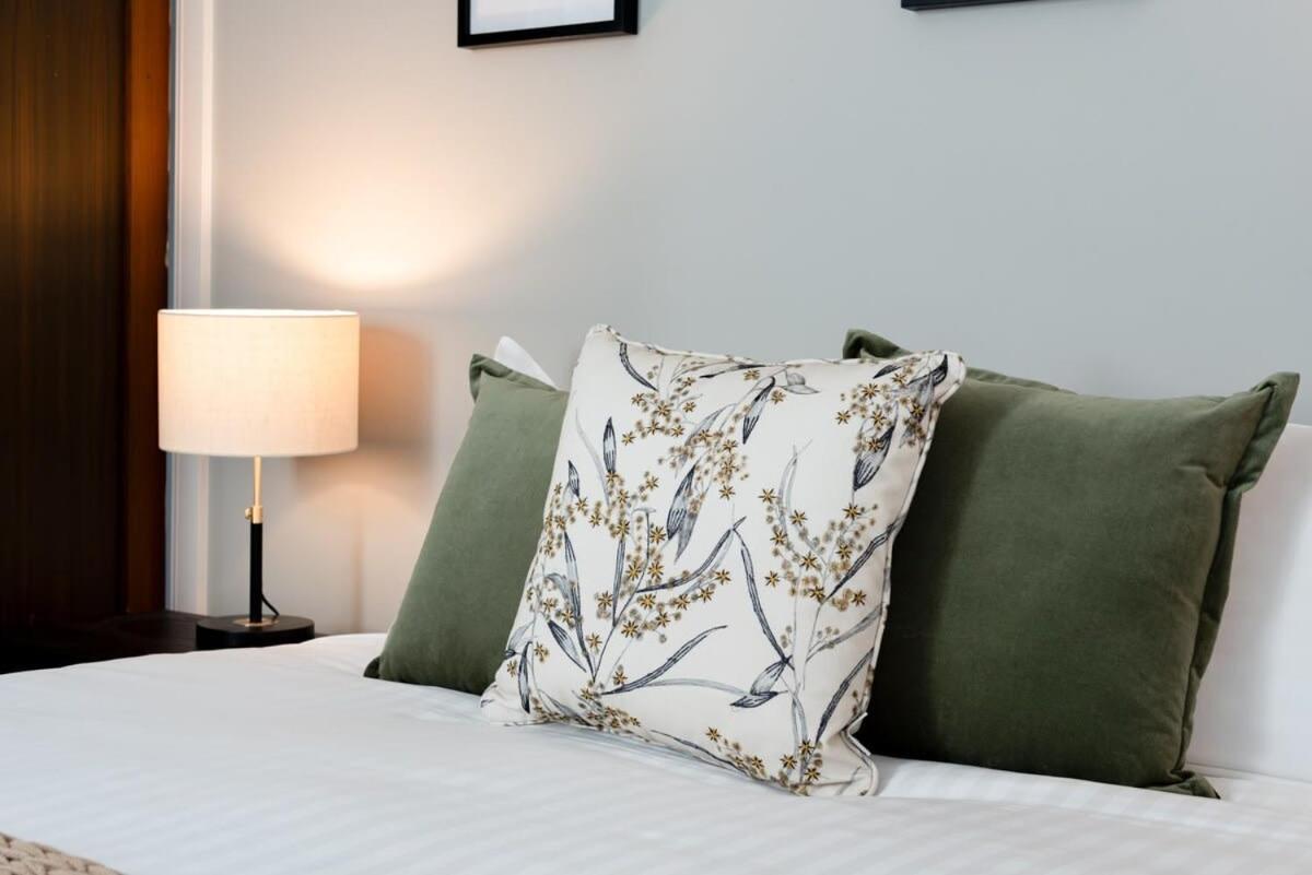 Balfour Cottage Wifi & Parking Лонсестон Экстерьер фото